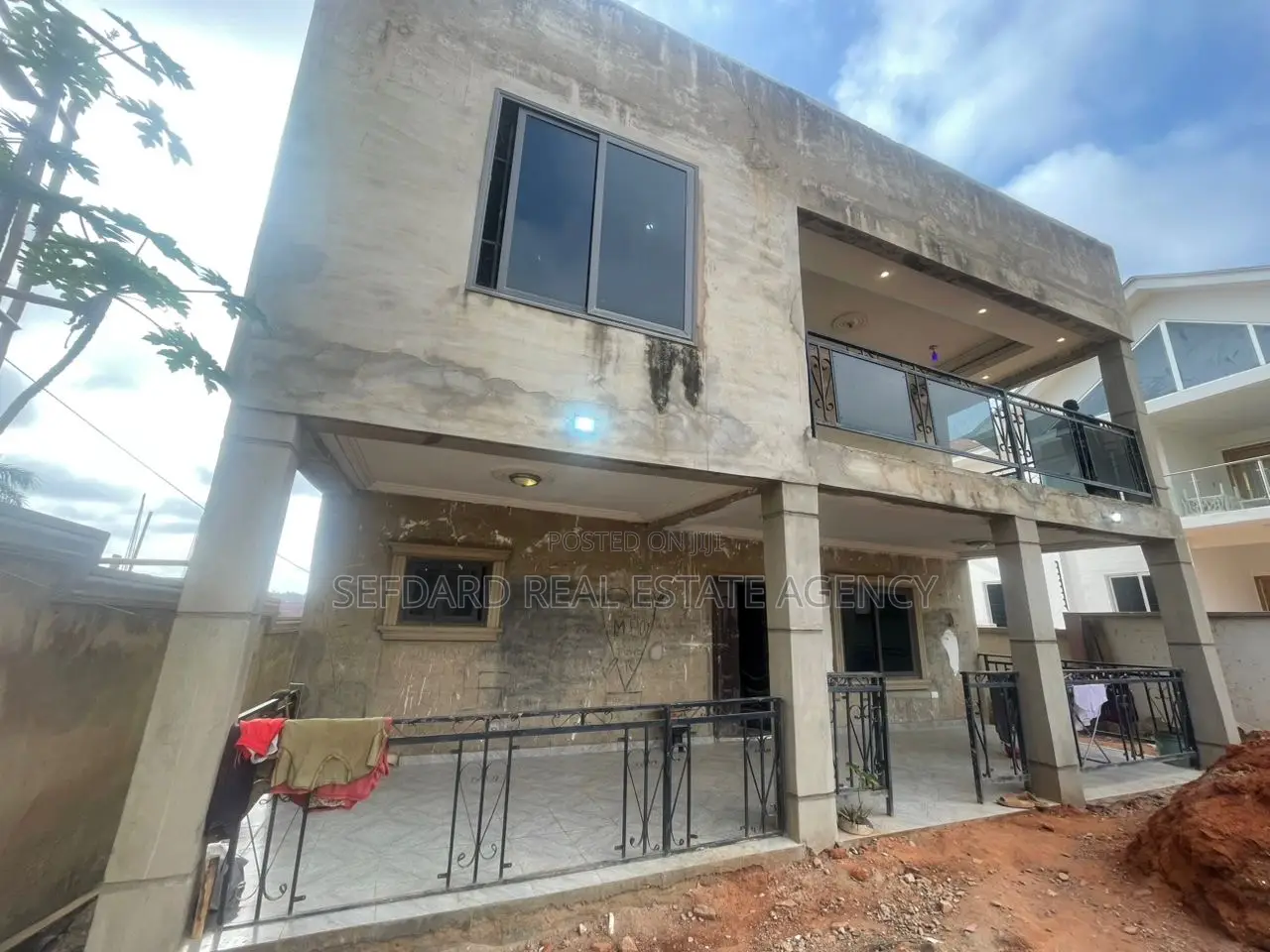 4bdrm Duplex in Sefdard Properties, Pokuase for rent