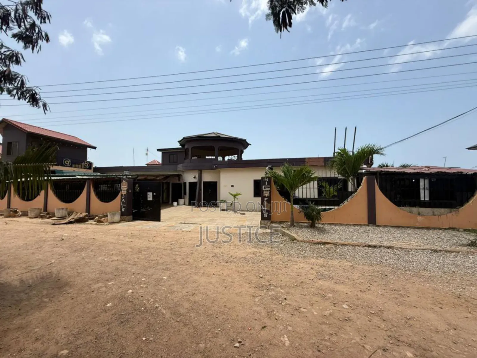 10 Bedrooms Guest House McCarthy Hills
