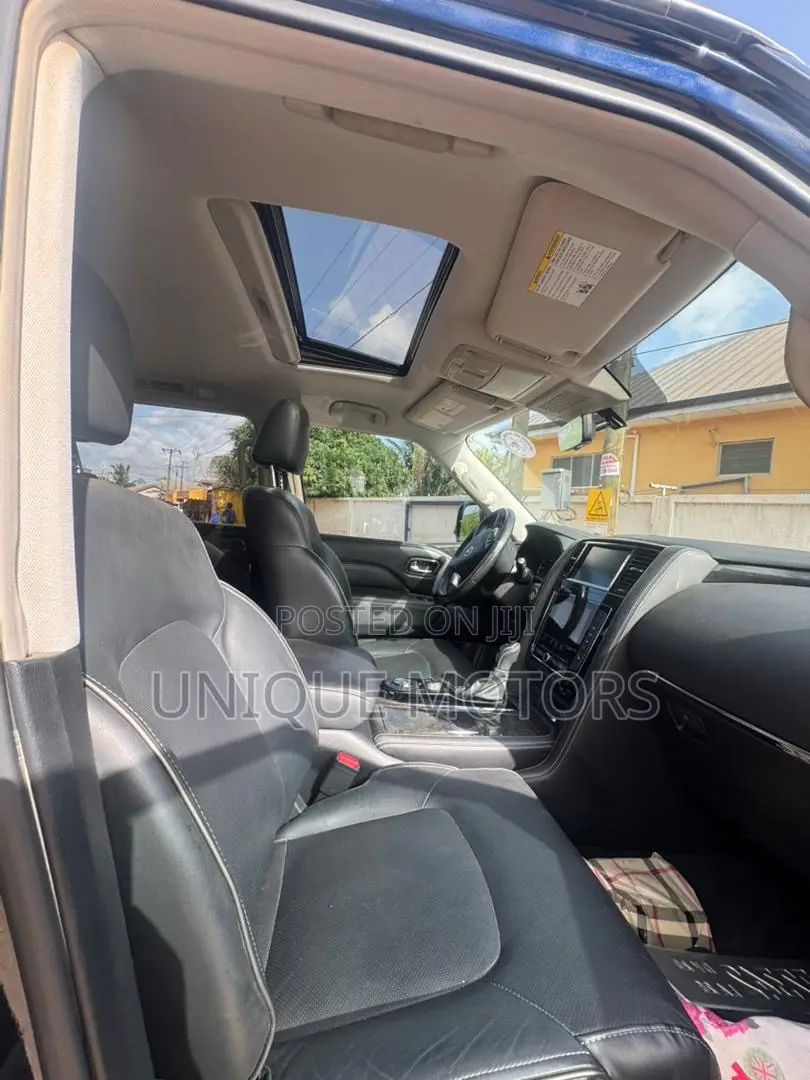 Infiniti QX80 Luxe 2021 Blue