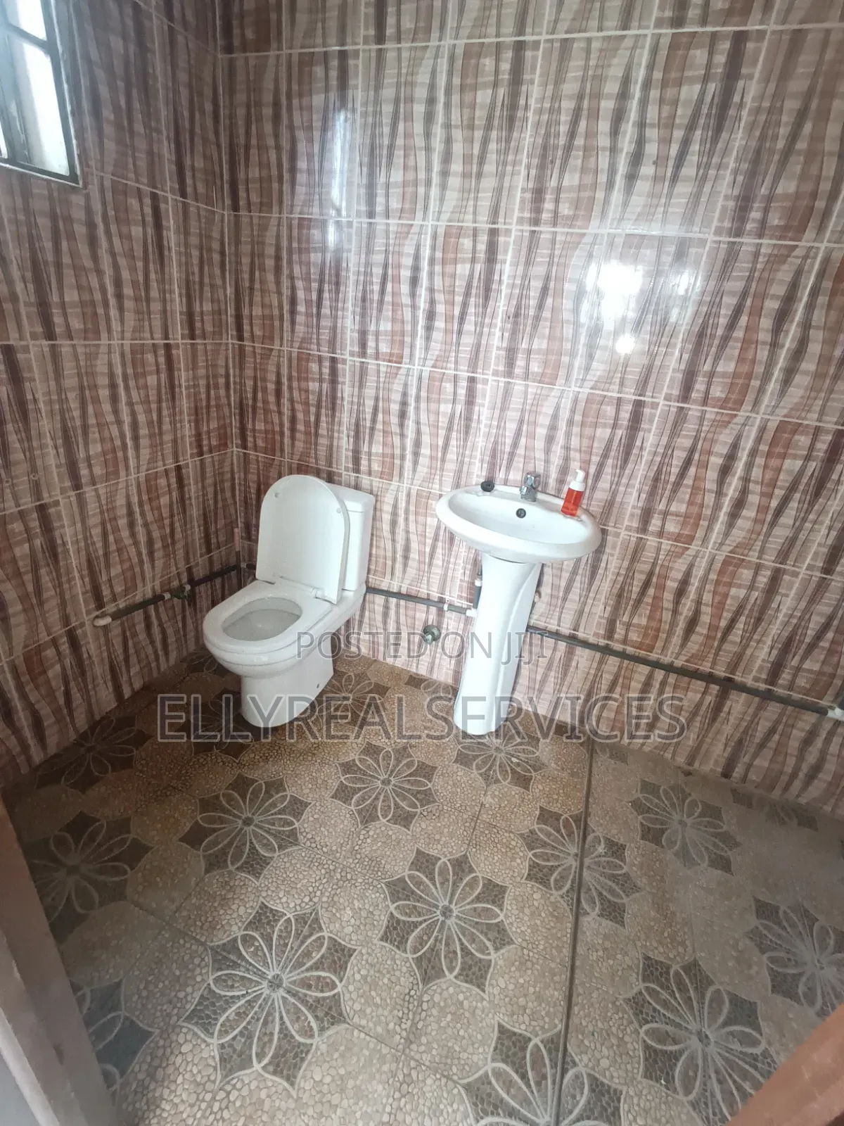 2bdrm Apartment in Ellyrealservices, Pentecost for rent