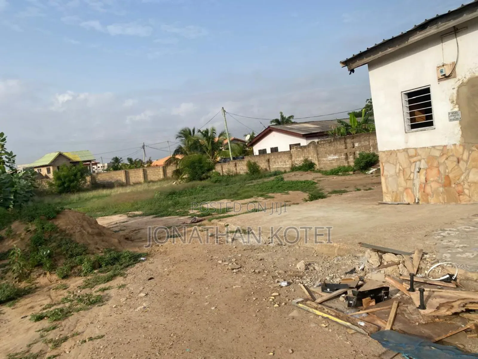 1bdrm House in New Town for rent