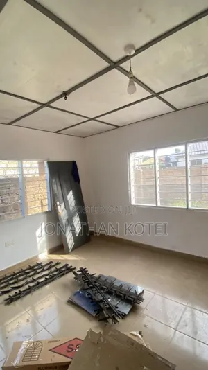 1bdrm House in New Town for rent