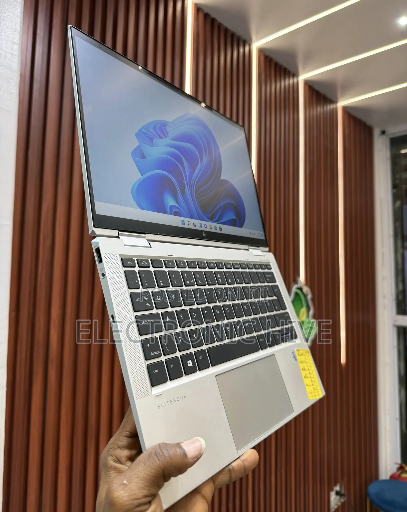 Laptop HP EliteBook x360 1030 G7 16GB Intel Core i5 SSD 256GB