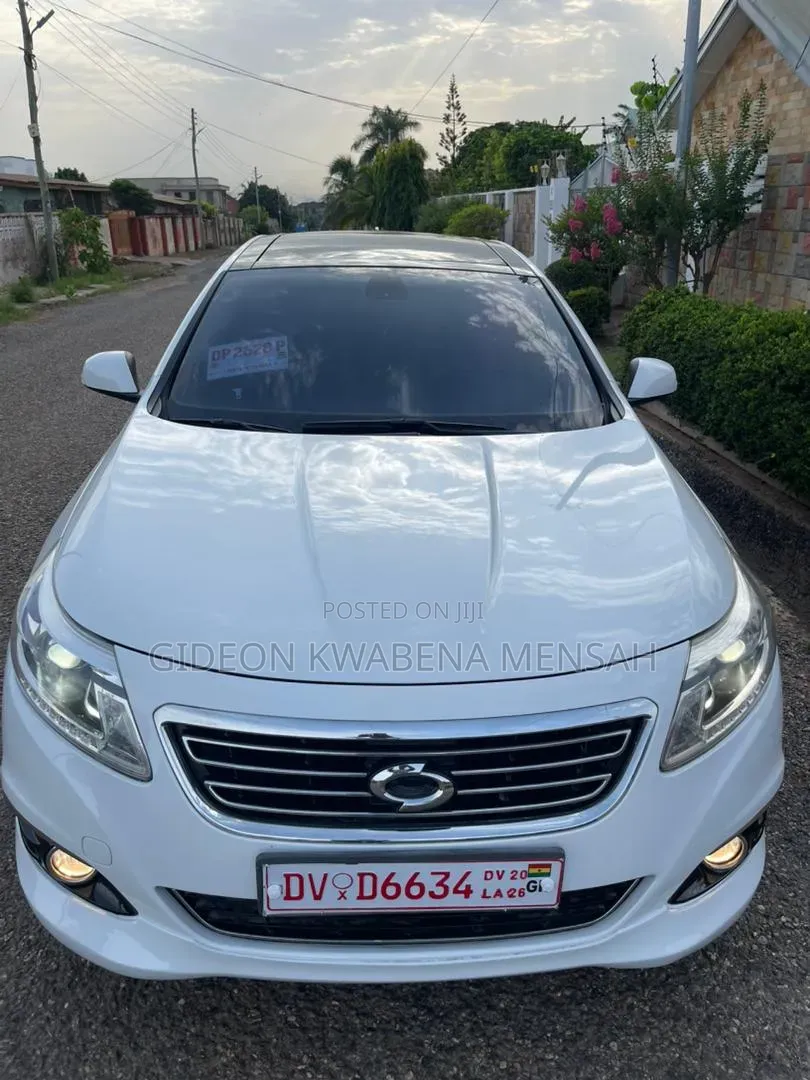 Renault Premium 2013 White