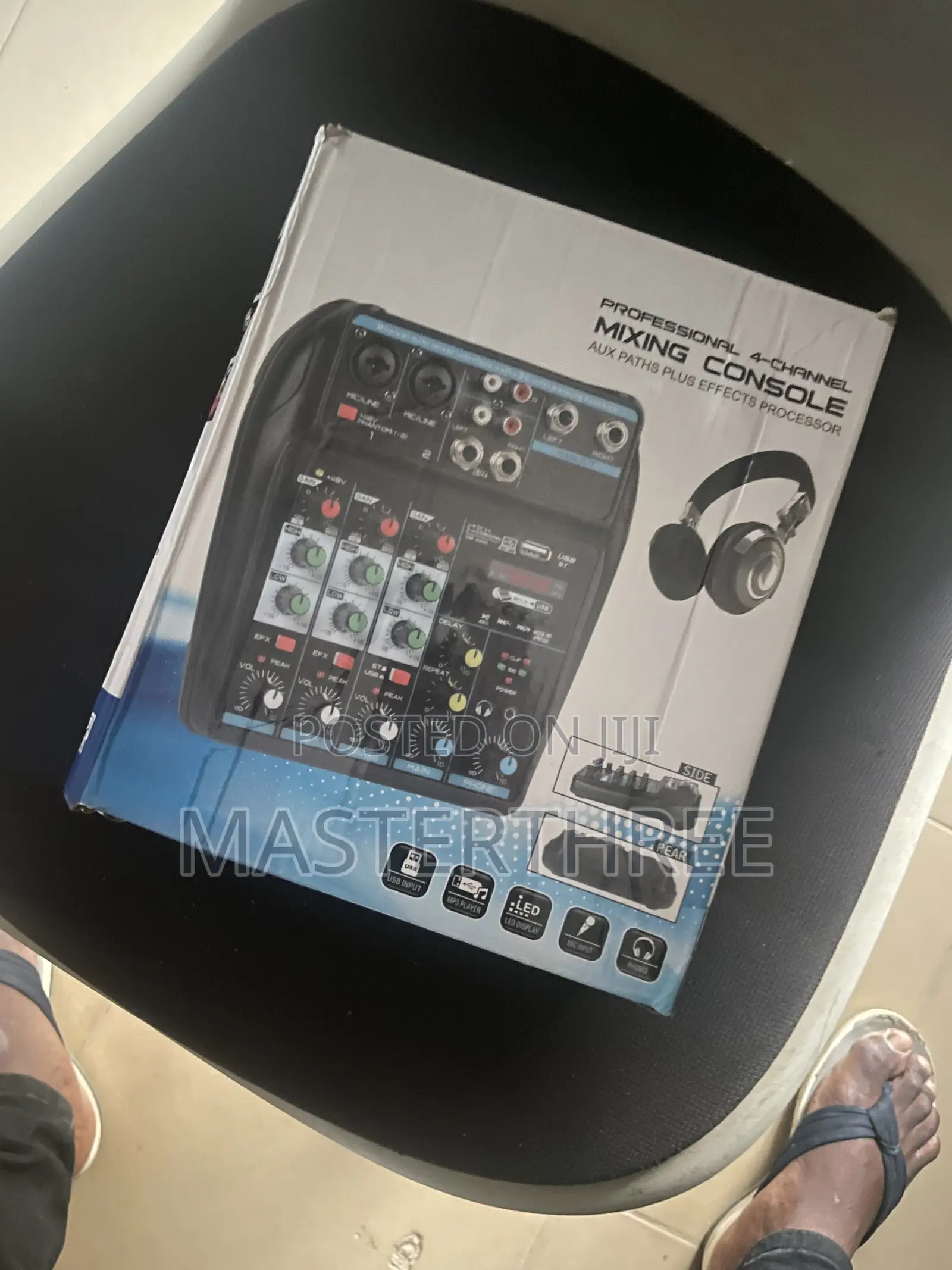 Professional 4 Channel Mixing Console