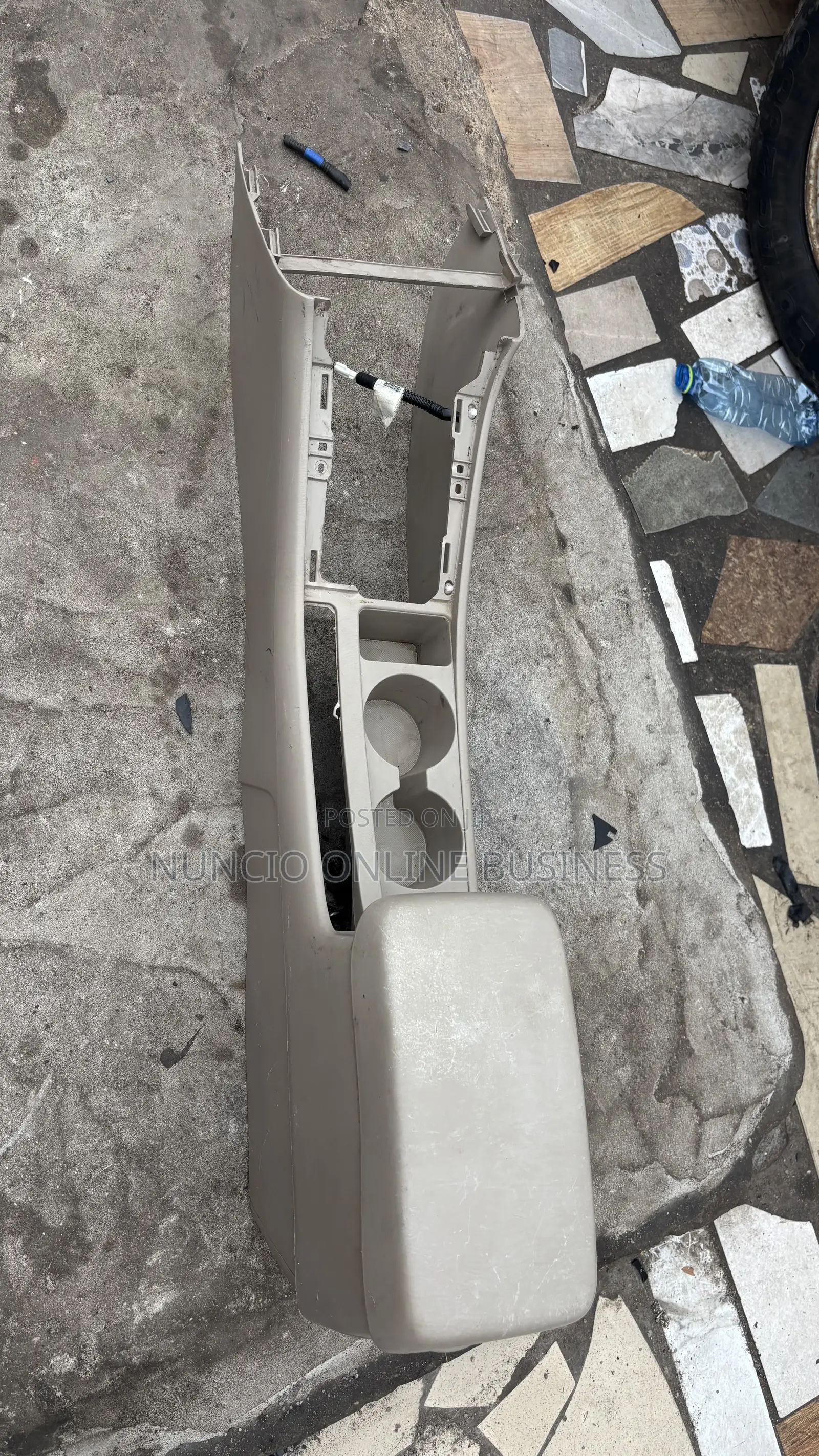 Armrest Consoles for All Cars Available