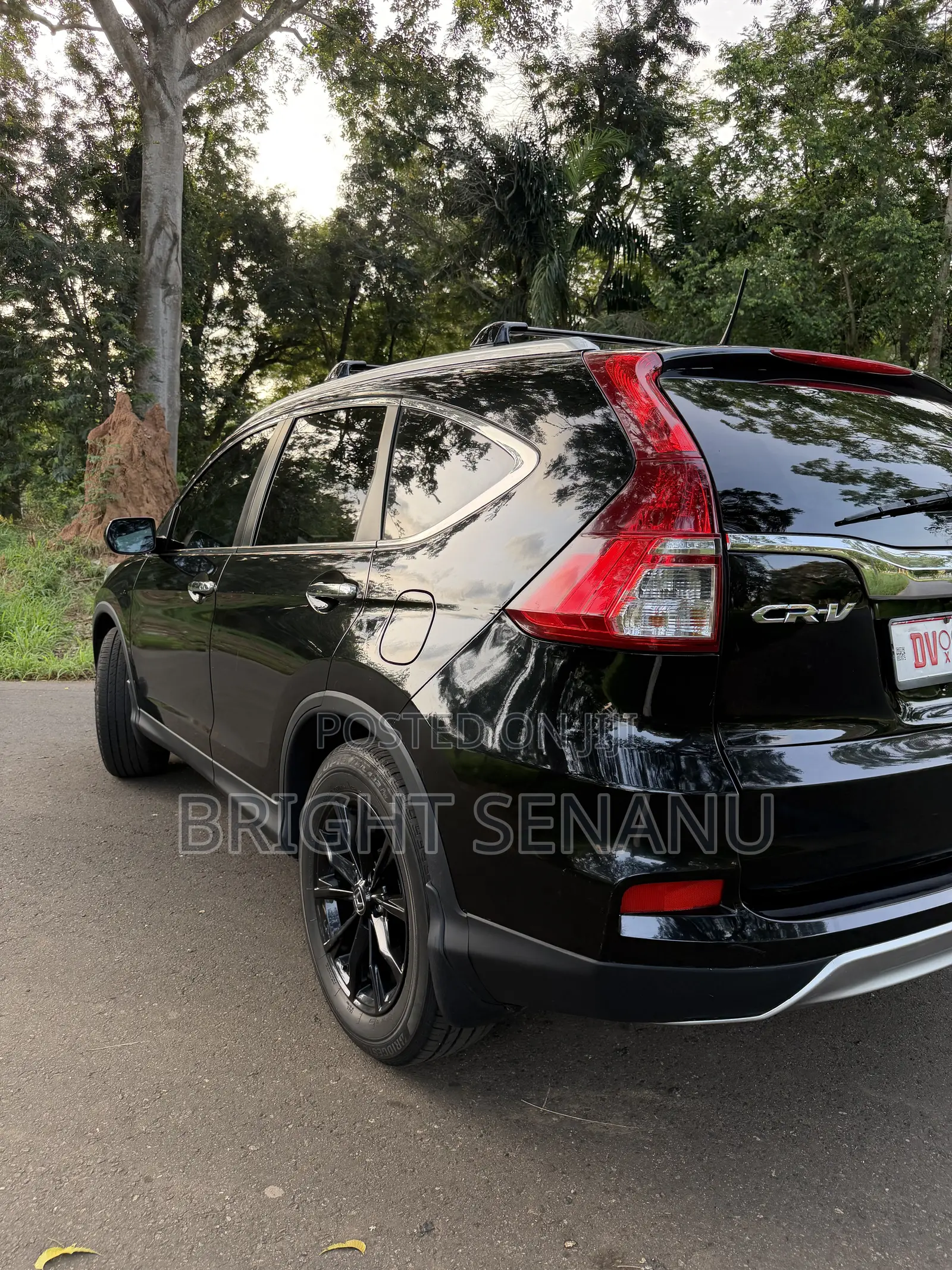 Honda CR-V Touring 4dr SUV AWD (2.4L 4cyl CVT) 2016 Black