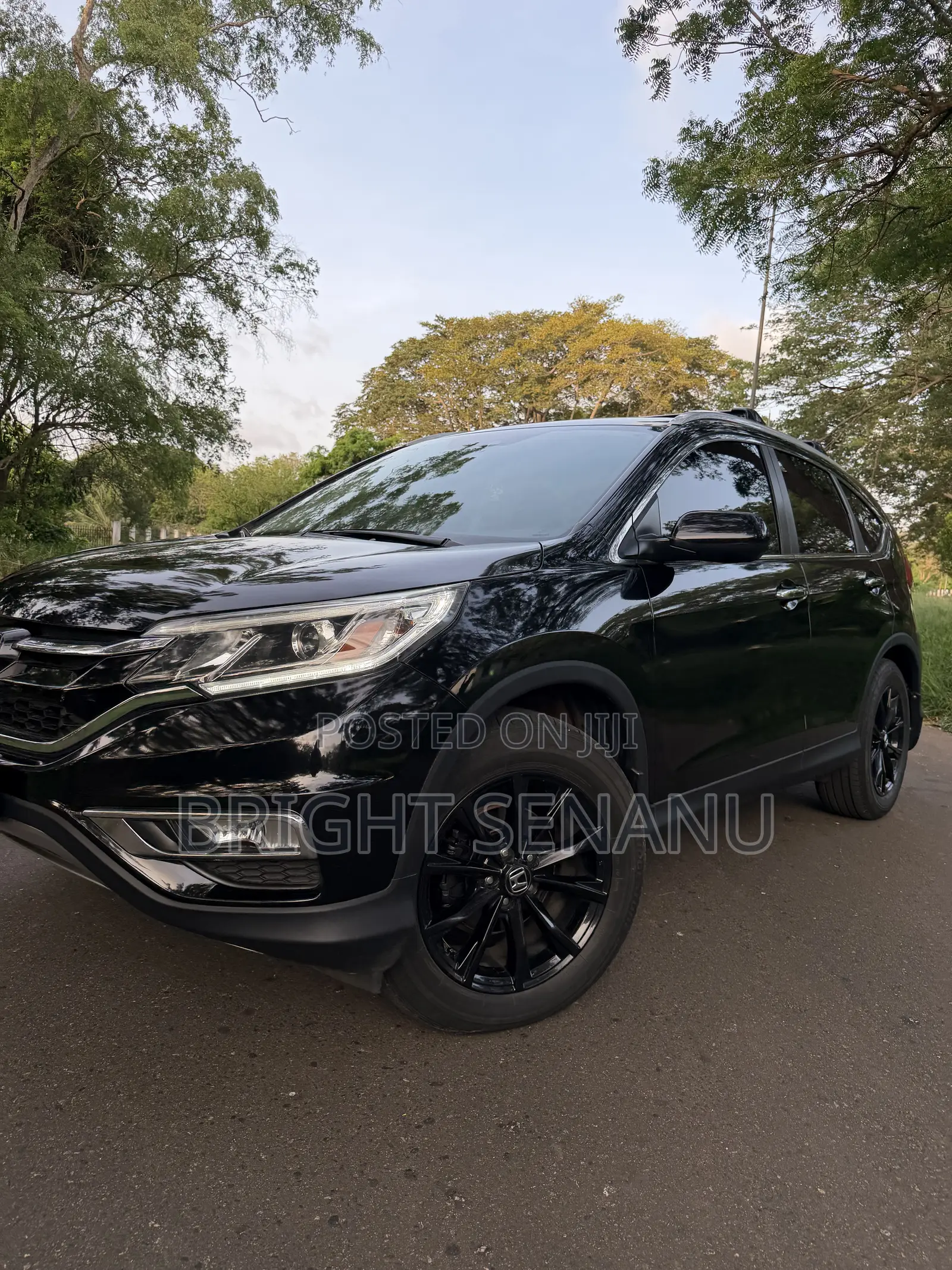 Honda CR-V Touring 4dr SUV AWD (2.4L 4cyl CVT) 2016 Black