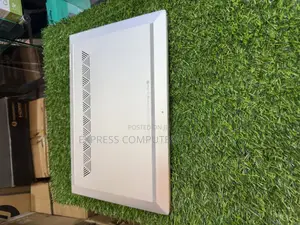 Laptop HP Envy 15-ep0xxx 16GB Intel Core i7 SSD 512GB