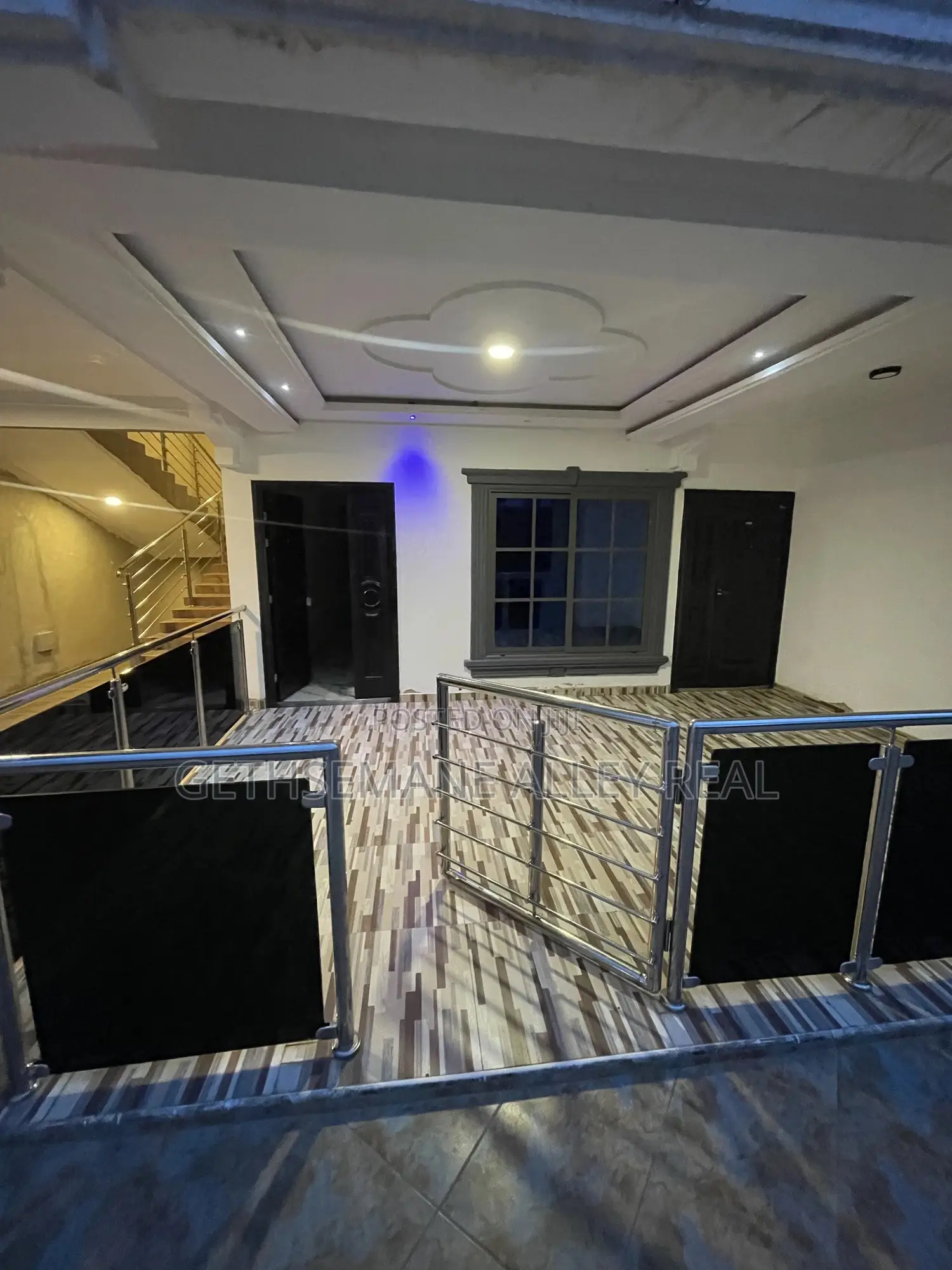 2bdrm Apartment in Gethsemeny Alley, West Hills Mall Area for rent