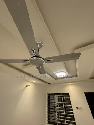 2bdrm Apartment in Gethsemeny Alley, West Hills Mall Area for rent