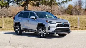 Toyota RAV4 2024 Silver