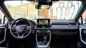 Toyota RAV4 2024 Silver