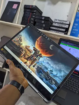 Laptop Acer Aspire R5-571T 8GB Intel Core i5 HDD 1T