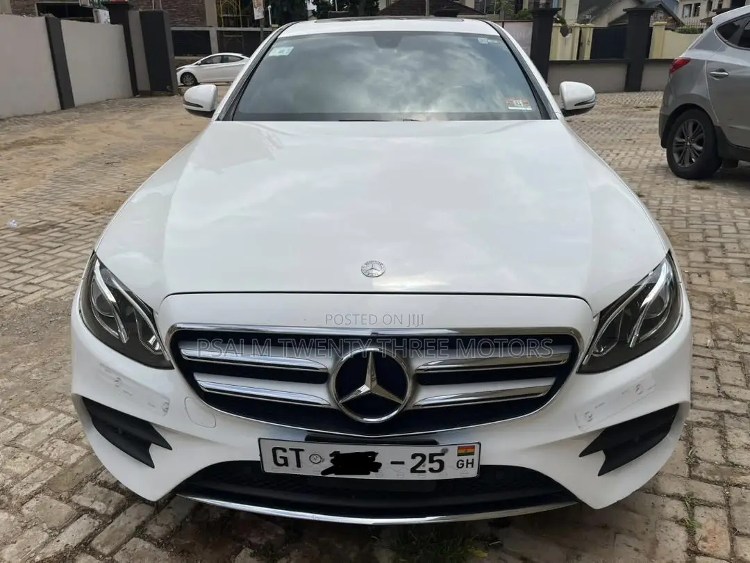 Mercedes-Benz E300 2018 White