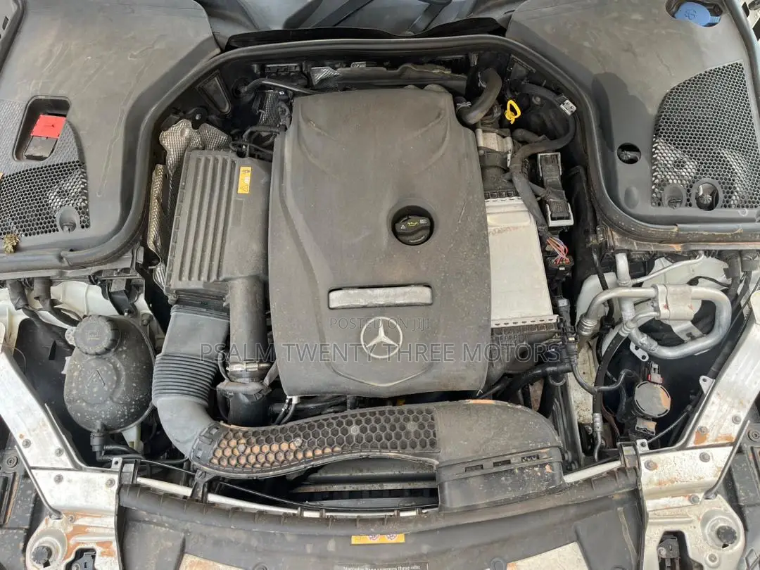 Mercedes-Benz E300 2018 White