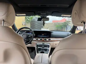 Mercedes-Benz E300 2018 White