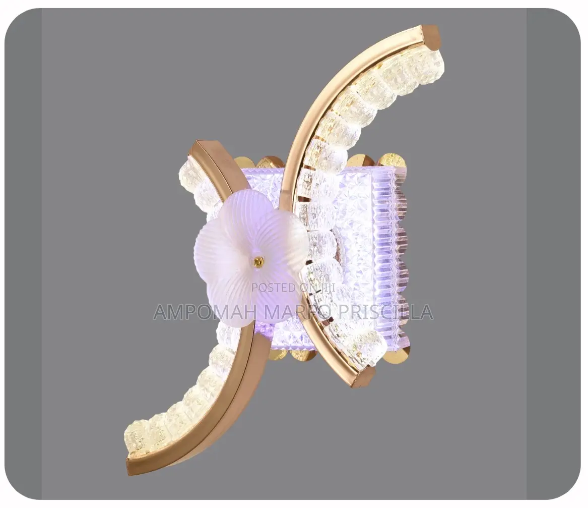 Nice Design Corner Wall Light