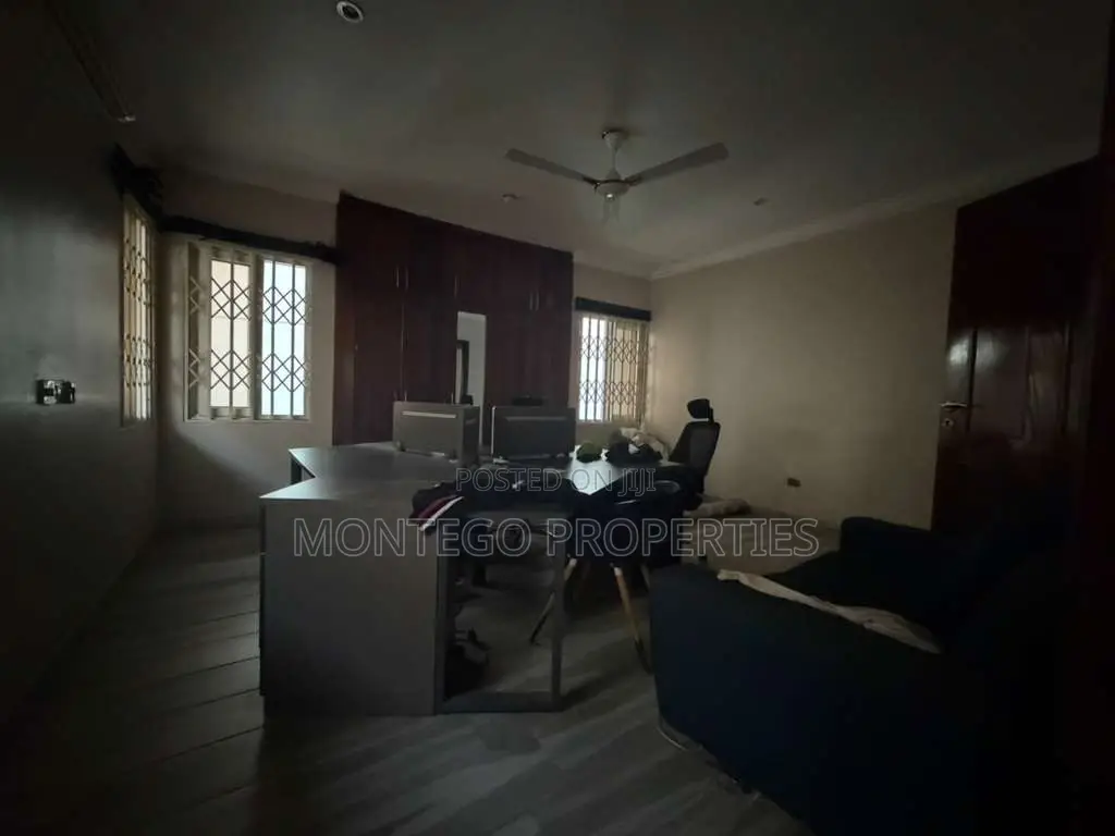 4bdrm House in Adjiringanor, East Legon for rent