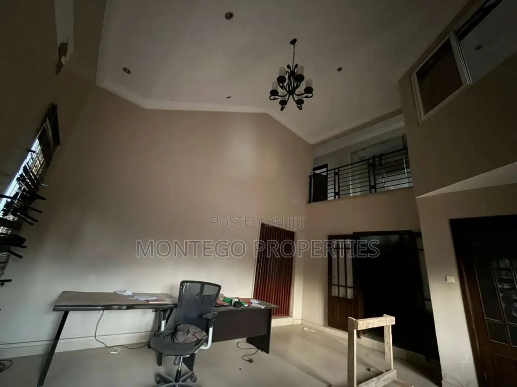 4bdrm House in Adjiringanor, East Legon for rent