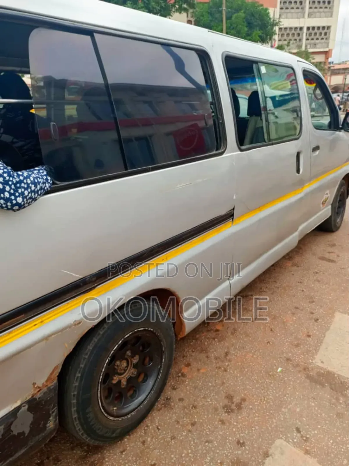 Toyota HiAce 2006 Silver