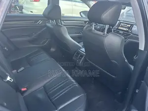 Honda Accord Touring 2.0T 2018 Black