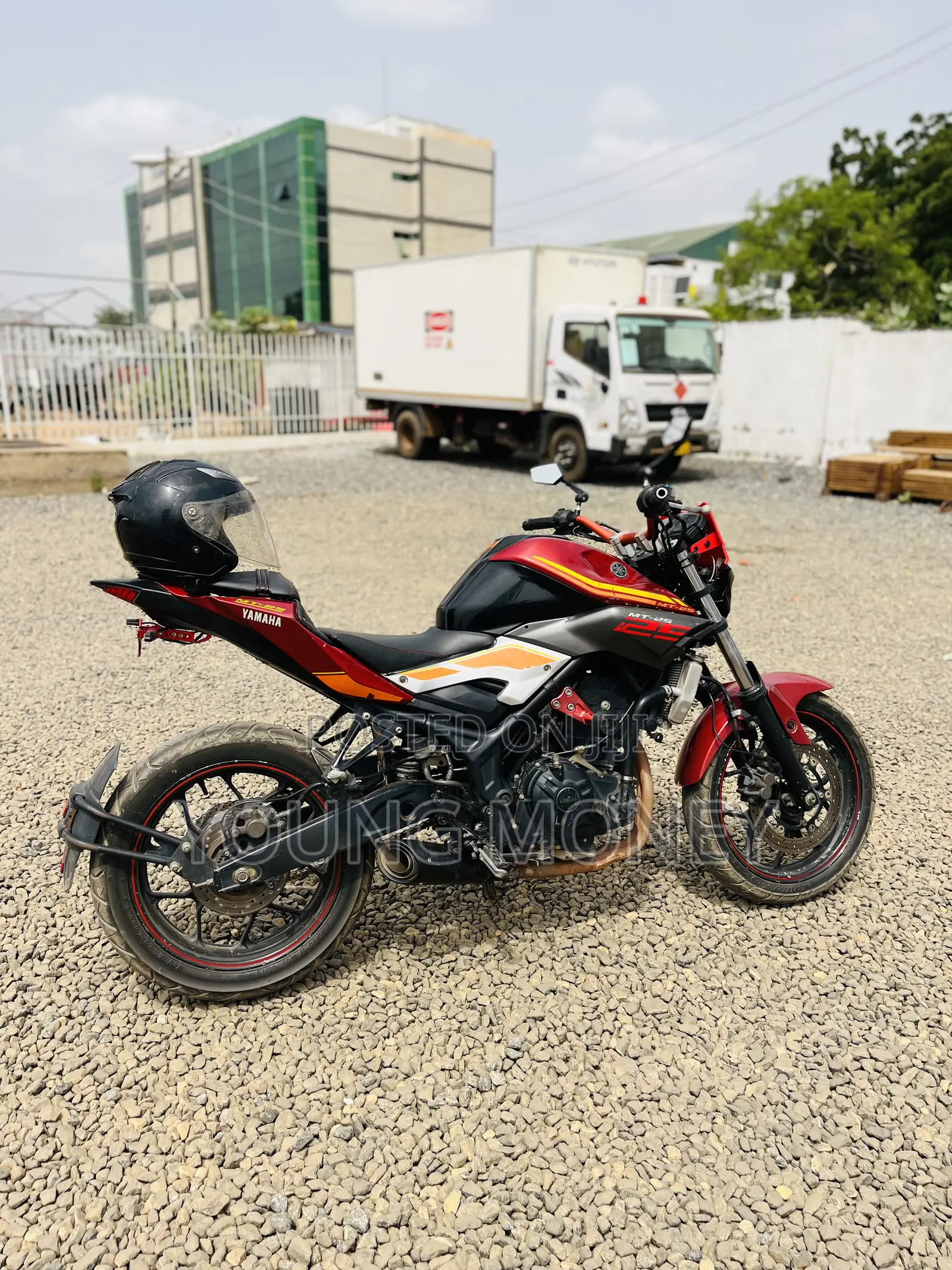 Yamaha 2016 Red