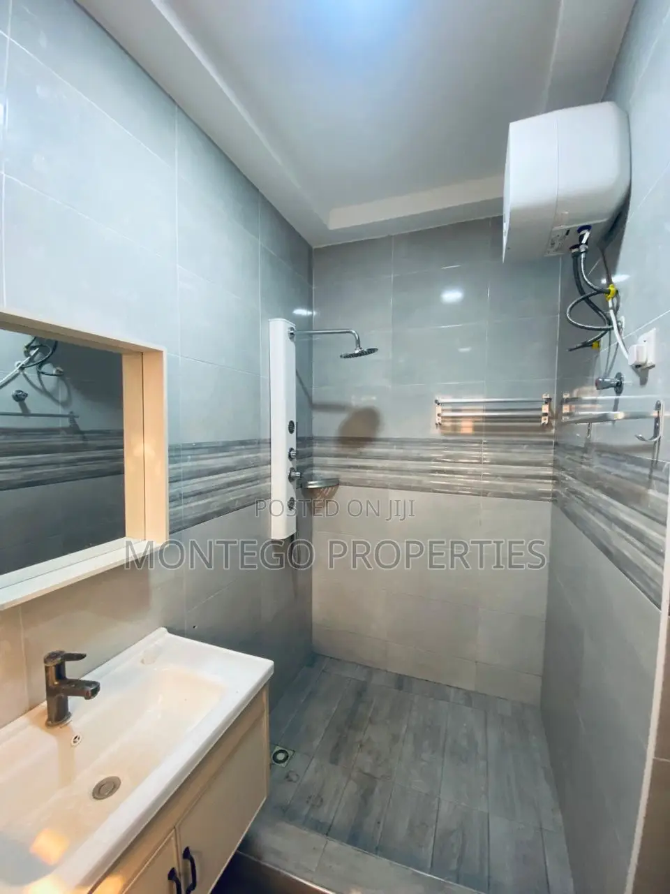 4bdrm House in North Legon for rent