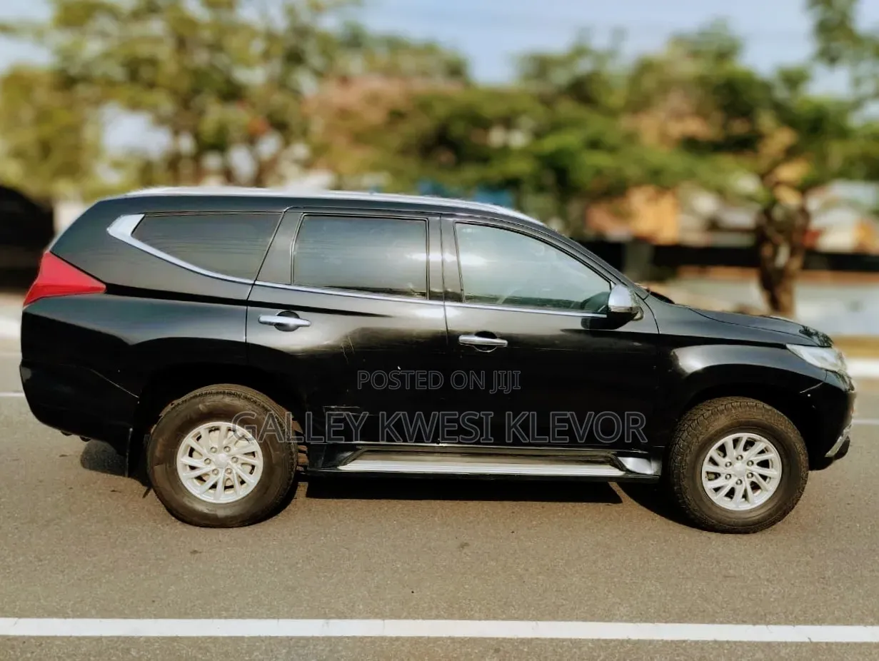 Mitsubishi Pajero V80 3.2 VR-II Diesel Turbo 2017 Black