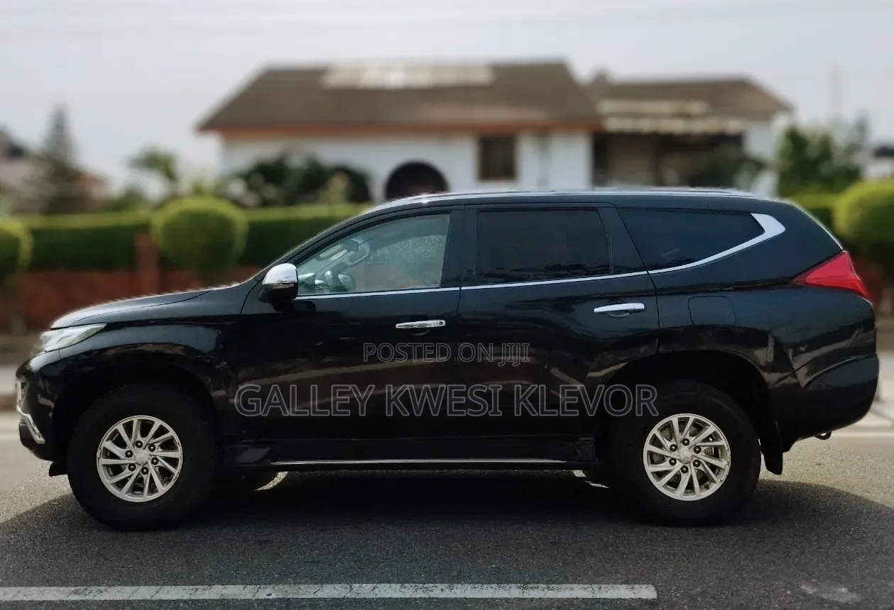 Mitsubishi Pajero V80 3.2 VR-II Diesel Turbo 2017 Black