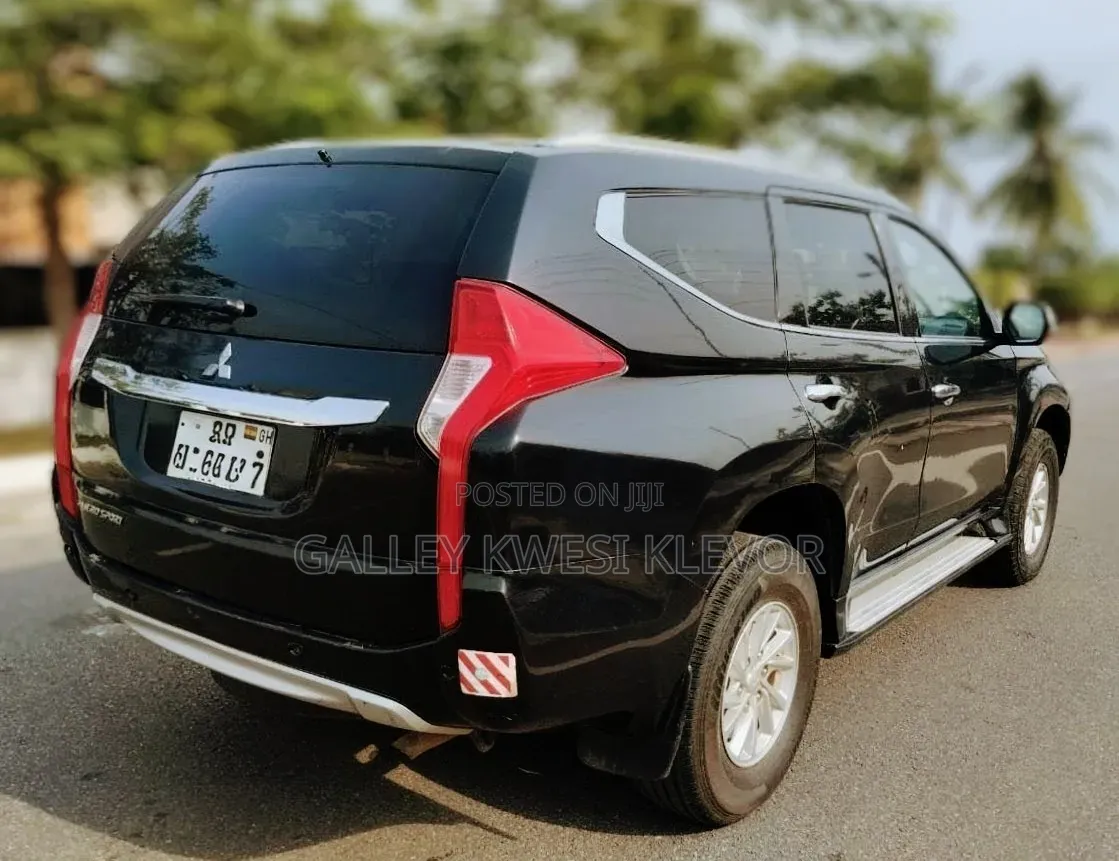 Mitsubishi Pajero V80 3.2 VR-II Diesel Turbo 2017 Black