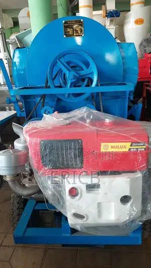 Paddy or Rice Thresher ( Vietnam Agro Farm) 18hp 
Diesel