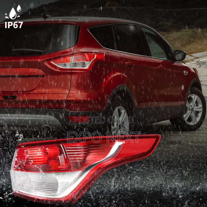Ford Escape 2013-2016 Tail Light