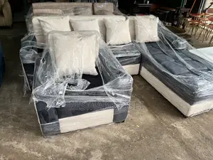 A Comfortable L Shape With Single