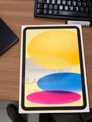 New Apple iPad (2025) 128 GB Yellow