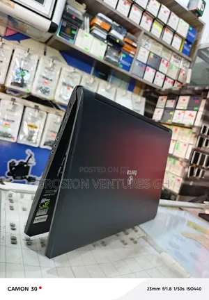 Laptop 16GB Intel Core i5 HDD+SSD 1T