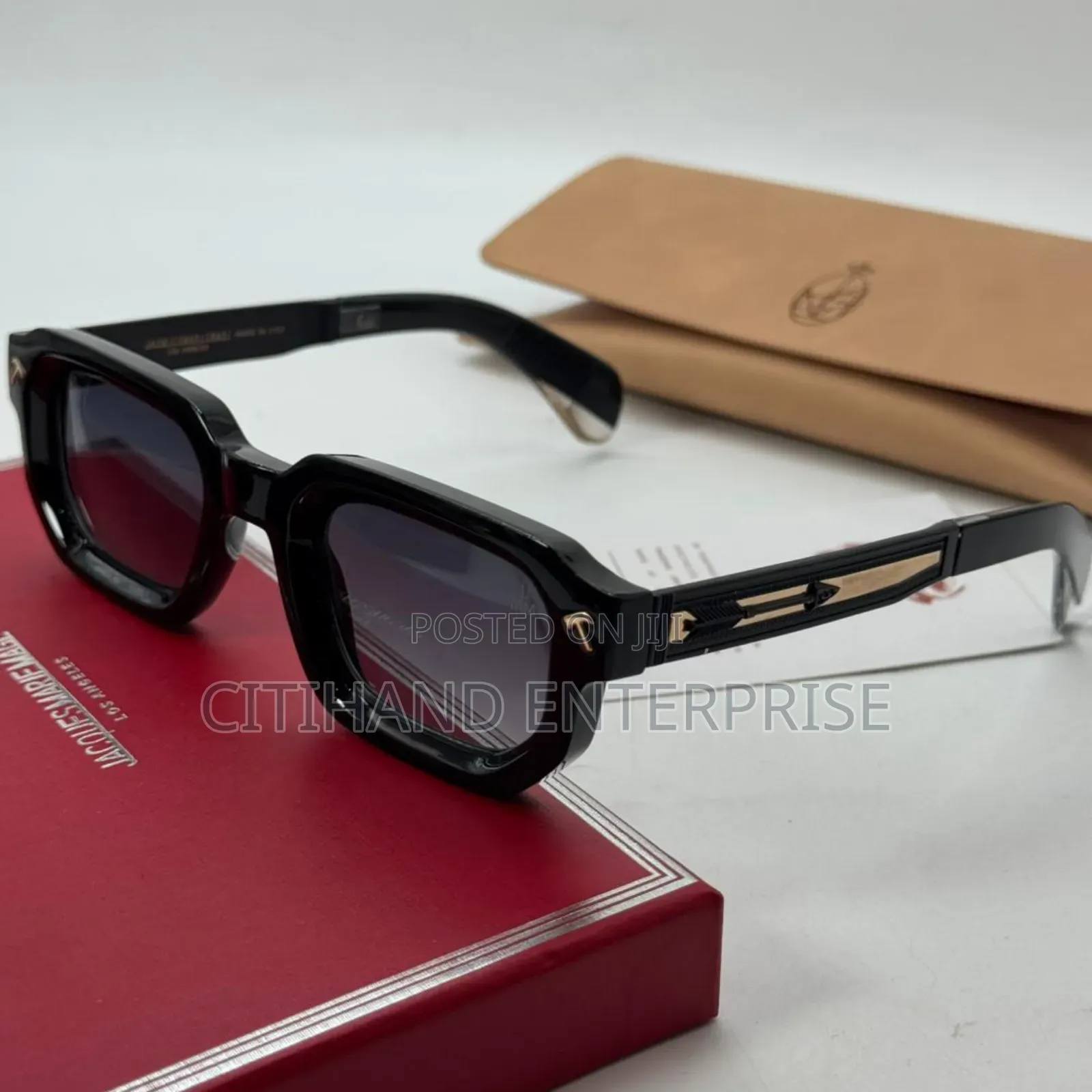 Newest Classy and Stylish Spectaces