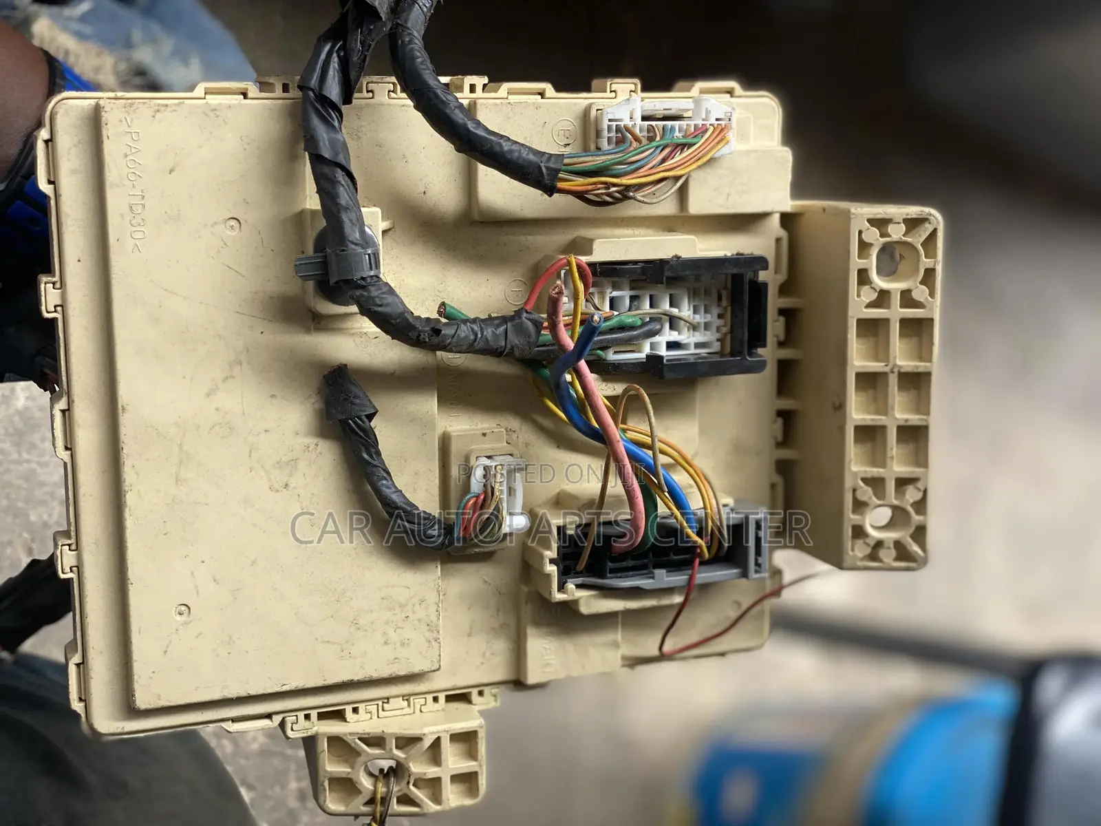 Kia Sedona 2015-2018 Dashboard Fusebox