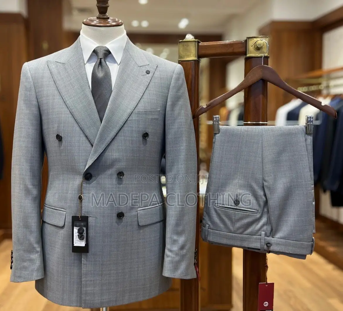 Elegant Ash Double Breasted Suit for Men