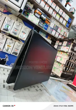 Laptop Medion Erazer X6603 16GB Intel Core i7 HDD+SSD 750GB