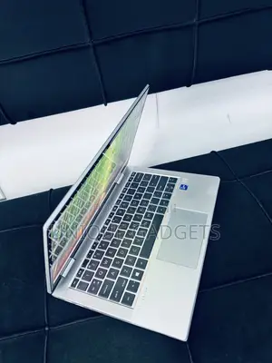 Laptop HP EliteBook 830 G8 16GB Intel Core i5 SSD 256GB