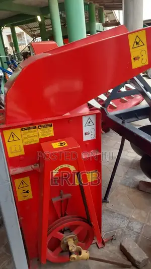 Maize Thrasher ( Powered by Tractor)