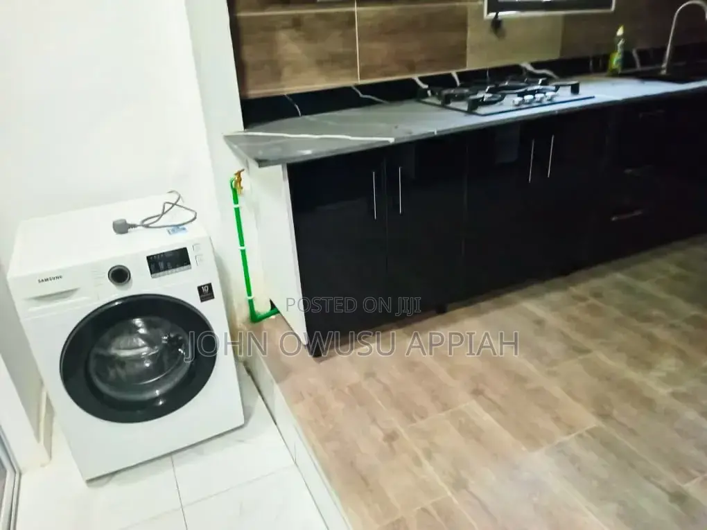 Furnished 4bdrm Mansion in Owusu Properties, Police Station for sale