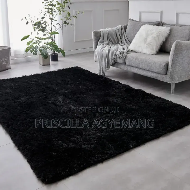 Beautiful Plain Black Fluffy Carpet