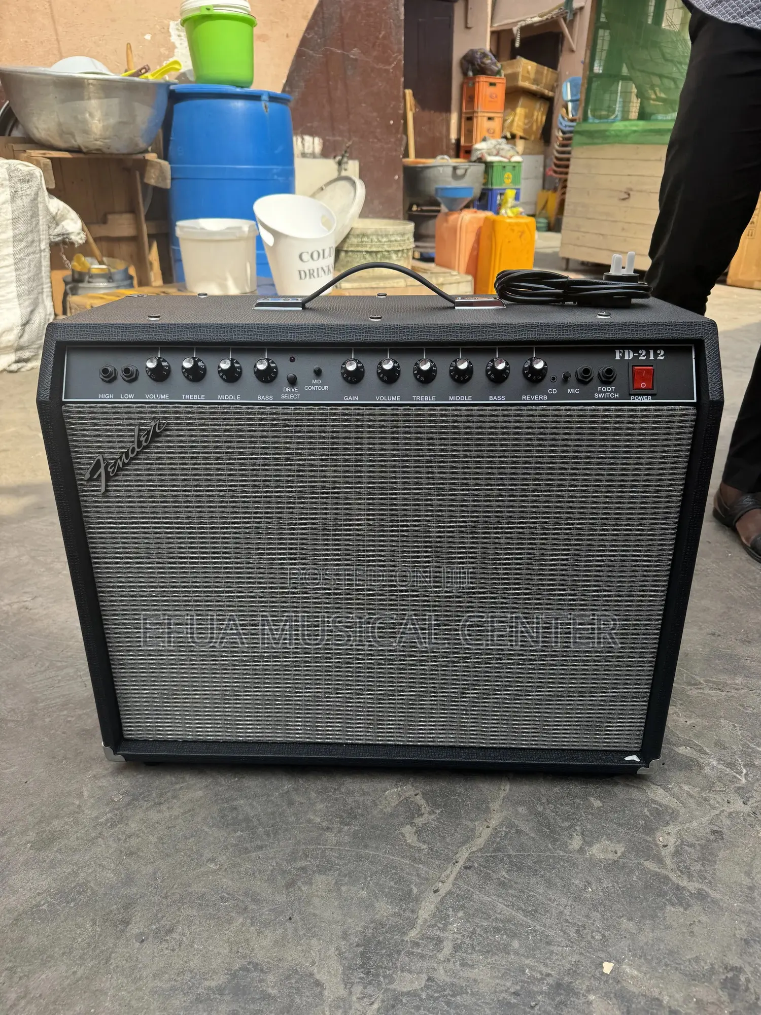 Fender Champion-65 Lead Guitar Amplifier Cabinet