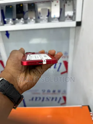 Apple iPhone 13 128 GB Red