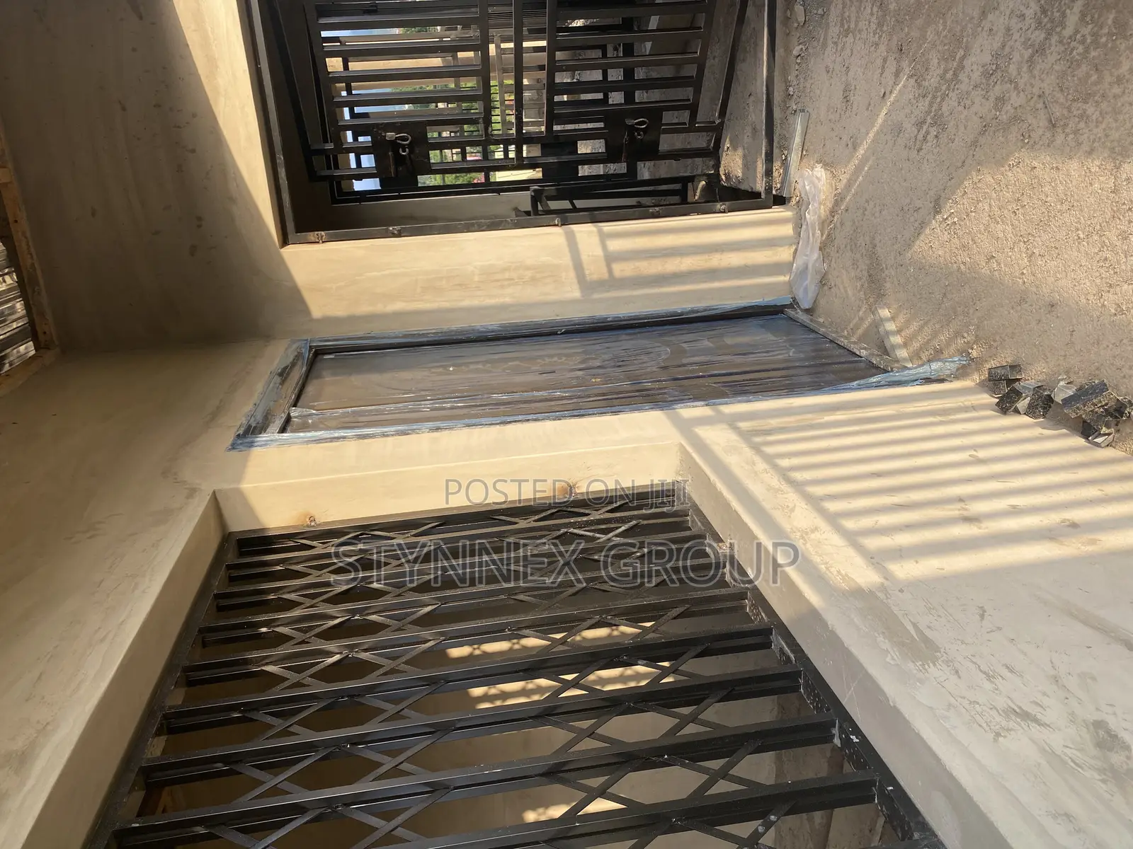 15bdrm Apartment in Sasaabi for sale