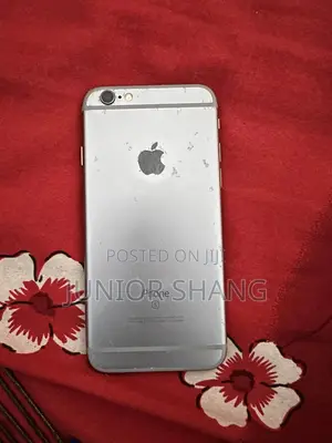 Apple iPhone 6s 32 GB Gray