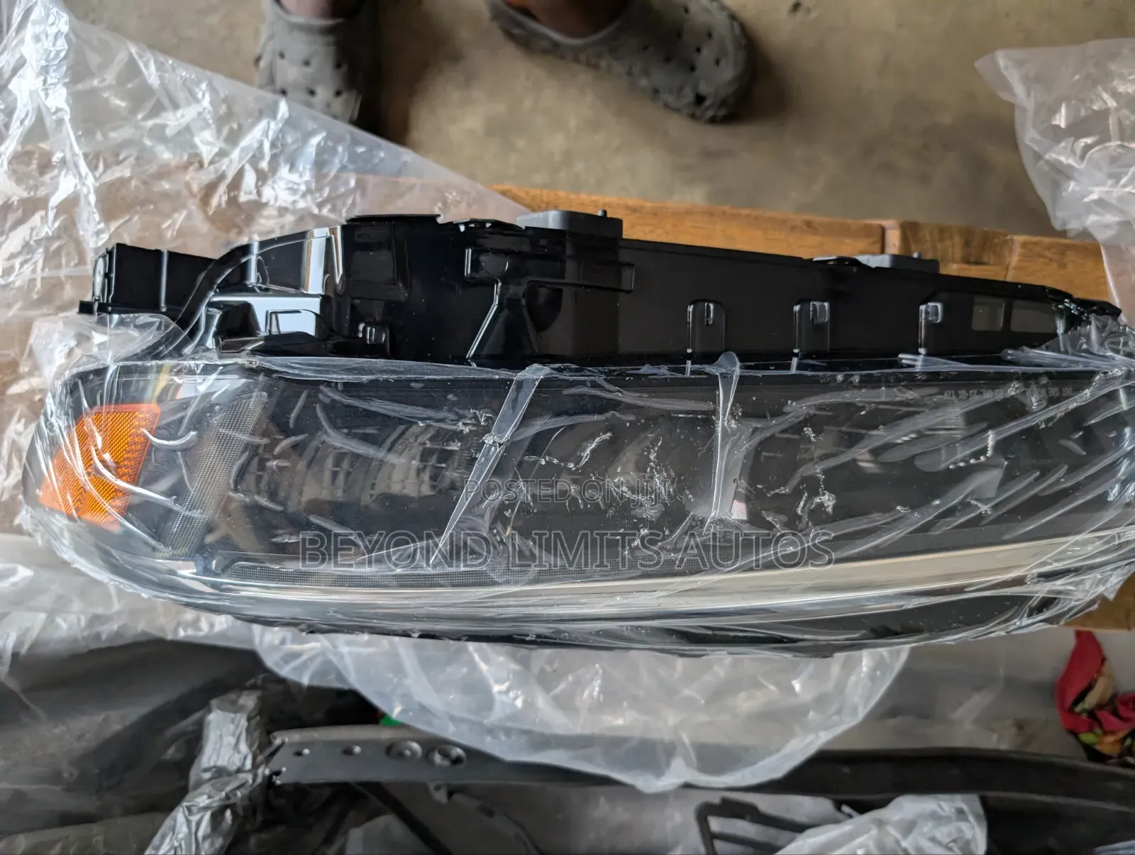 Honda Civic 2022,2023,2024,2025 Headlight / Head Light