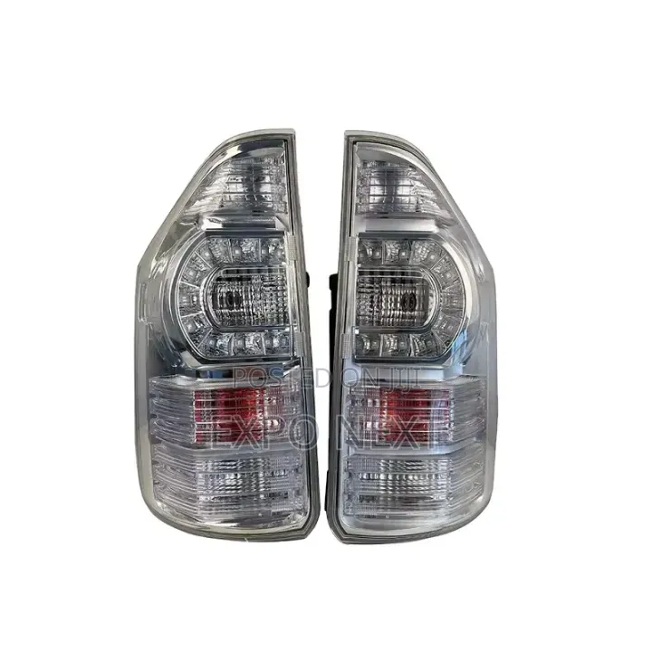 Toyota Voxy Zrr70 R70 2010-2013 Tail Light